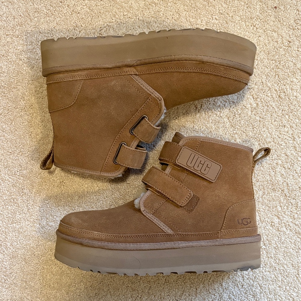 UGG Women's Neumel Platform boots women 6